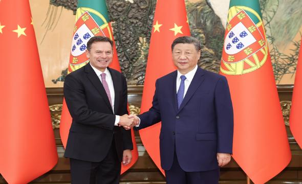 习近平会见葡萄牙总理蒙特内格罗